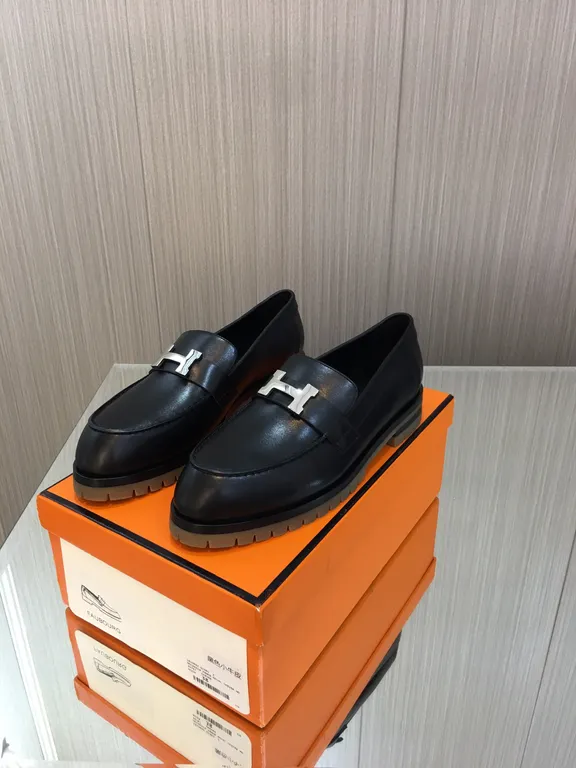 Hermes Shoe 